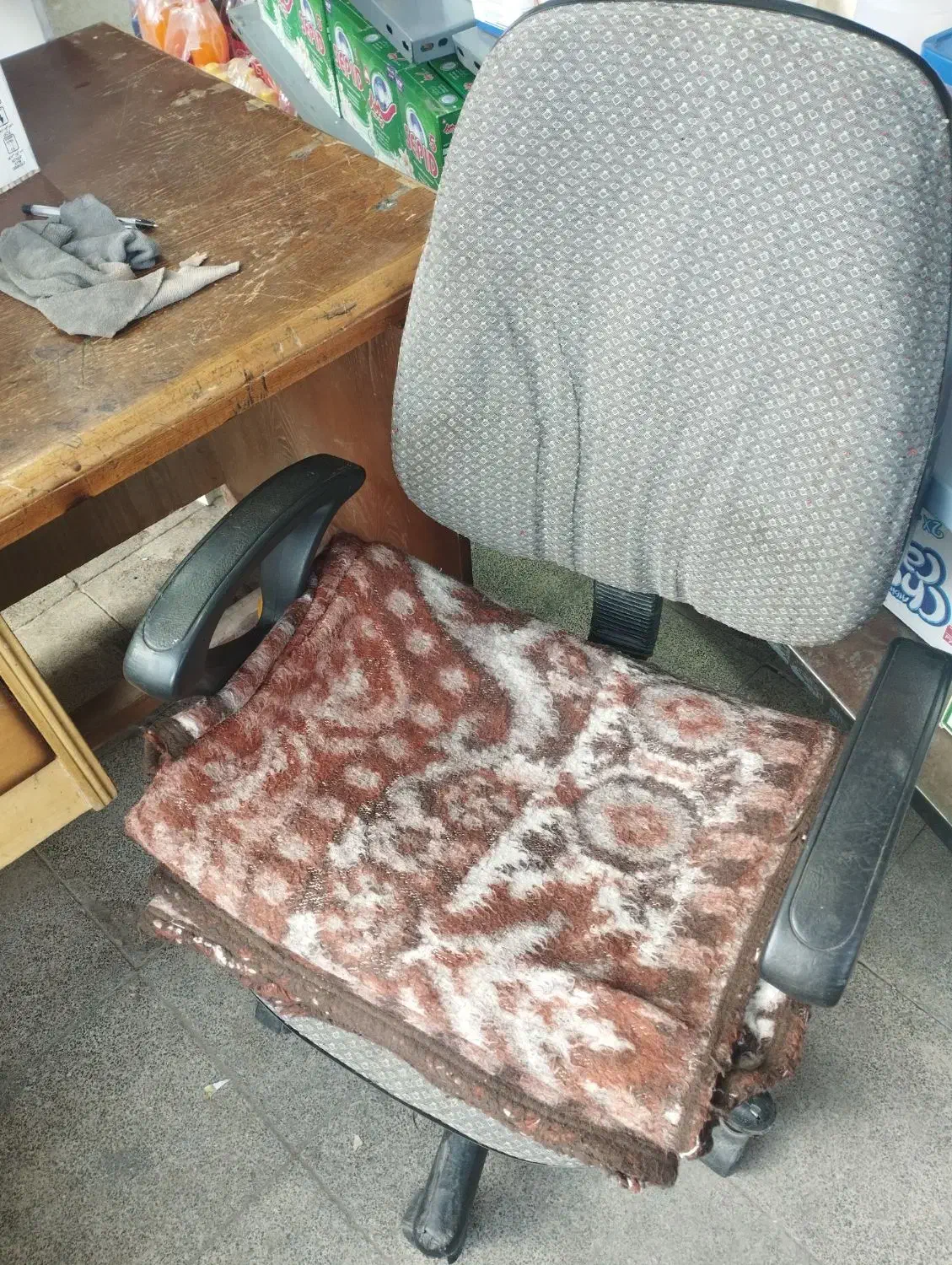 700|دفتر کار|سلماس, |دیوار