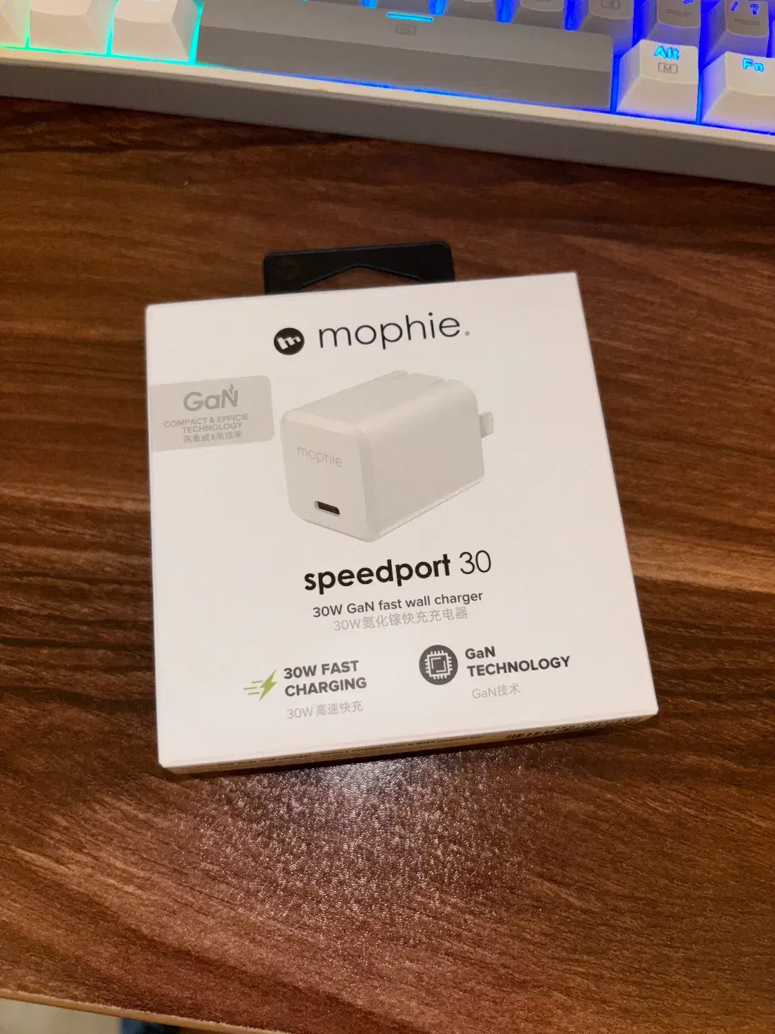 شارژر دیواری ۳۰ وات MOPHIE مناسب آیفون و آیپد|لوازم جانبی موبایل و تبلت|فردیس, سرحدی|دیوار