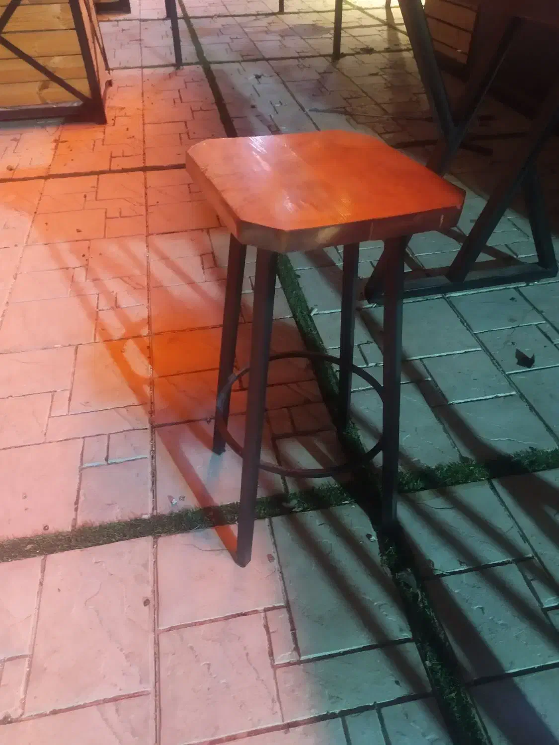 میز و صندلی کافی شاپ و باغ ویلا|کافیشاپ و رستوران|مشهد, زمرد|دیوار