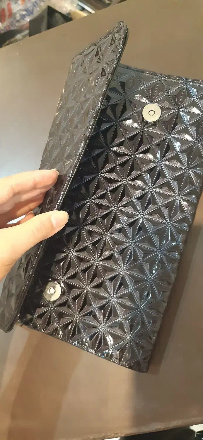 کیف مجلسی|کیف، کفش، کمربند|ری, جوانمرد قصاب|دیوار