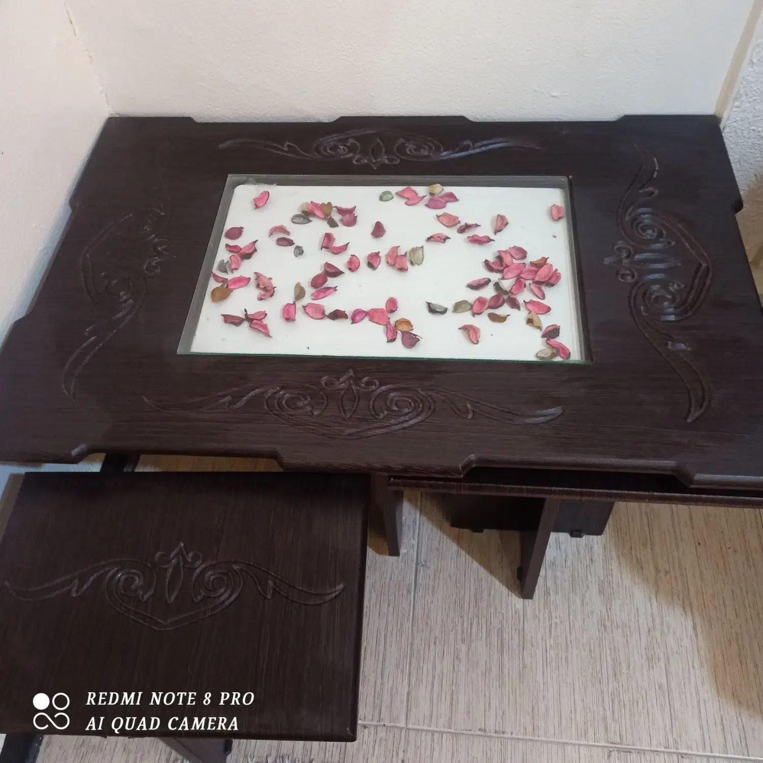 مبل و میز عسلی|مبلمان خانگی و میز عسلی|شاهین‌شهر, سعدی جنوبی|دیوار