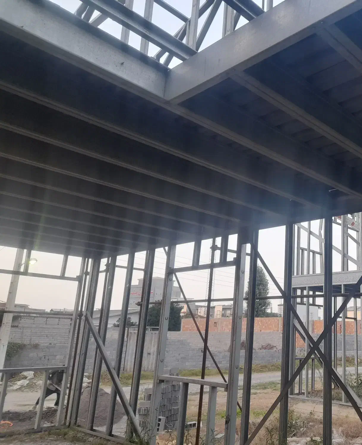 ال اس اف و اضافه بنا واشکوب|خدمات پیشه و مهارت|رباط‌کریم, رباط‌کریم|دیوار