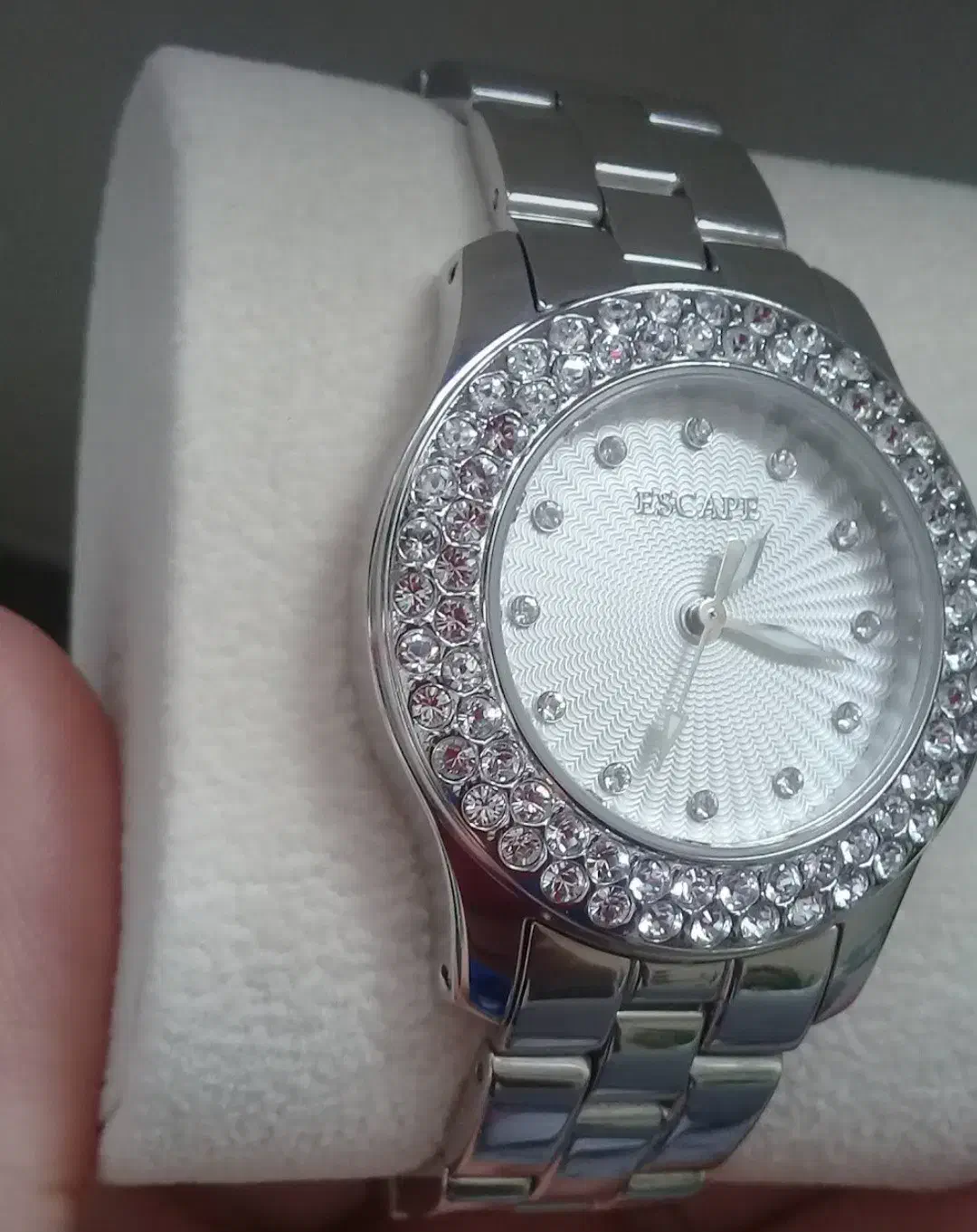 ساعت زنانه برند escapeفول استیل نو و سالم و شیک|ساعت|همدان, |دیوار