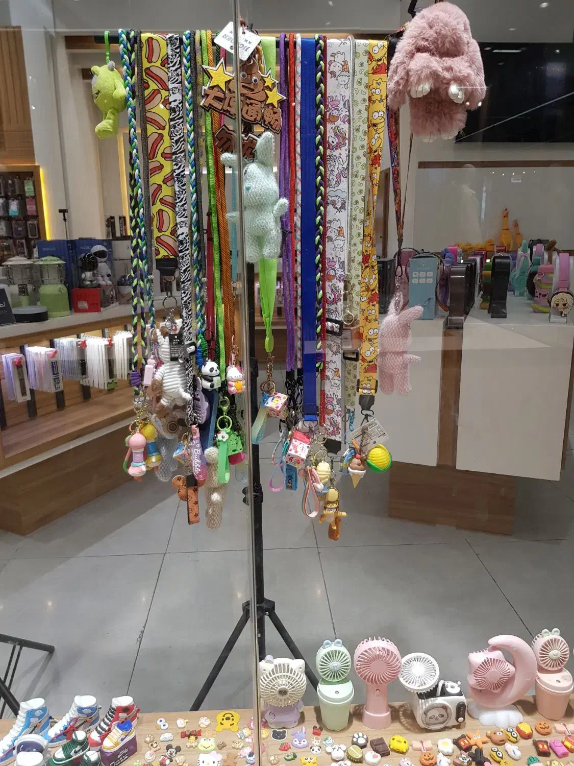 فروش گجت و لوازم جانبی عمده|لوازم جانبی موبایل و تبلت|تهران, آبشار تهران (دریاچه)|دیوار