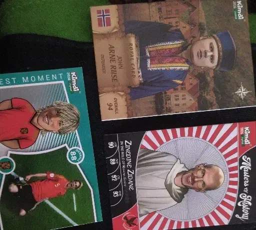 کیمدی|اسباب‌‌بازی|قائن, |دیوار