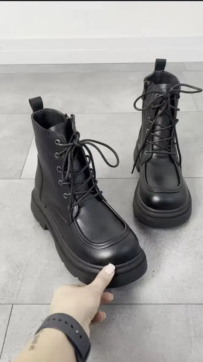 بوت نو|کیف، کفش، کمربند|ایلام, |دیوار