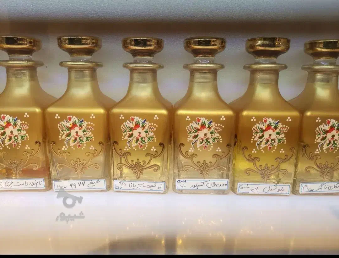شیشه ارسی ساده و رنگی و طلا کوب مخصوص عطر|آرایشی، بهداشتی، درمانی|ساری, |دیوار