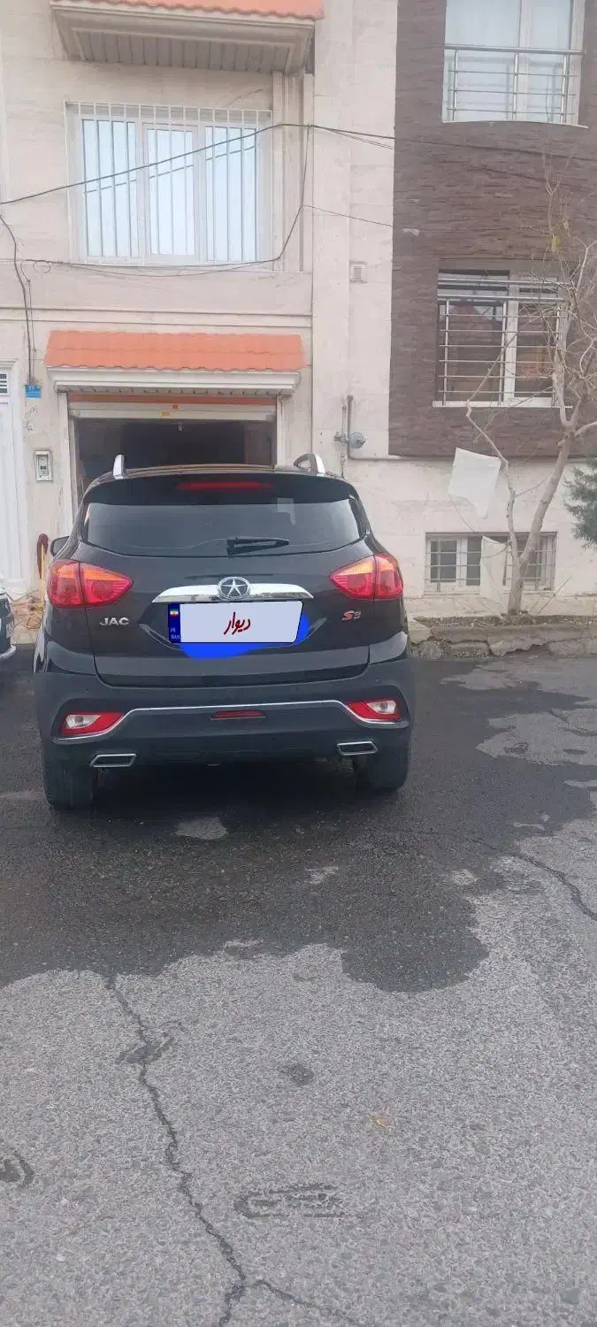 خودرو|خودرو سواری و وانت|اندیشه, اندیشه فاز ۴|دیوار