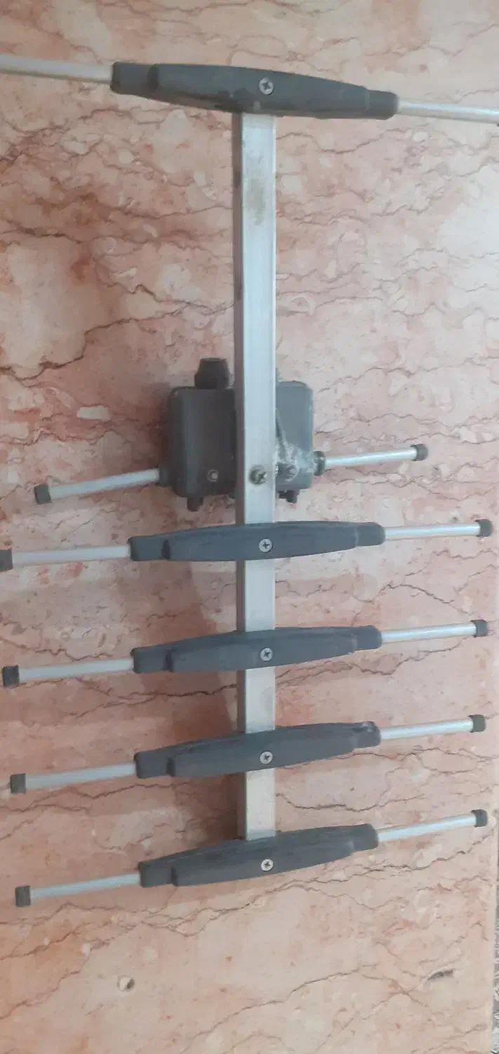 نور  و روشنایی|سیستم صوتی خانگی|قم, چهل درخت‎|دیوار