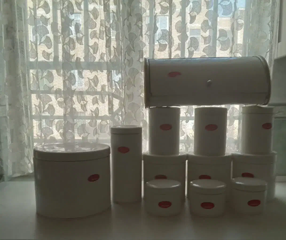 جا ادویه ای|لوازم نظافت|اندیشه, اندیشه فاز ۵|دیوار