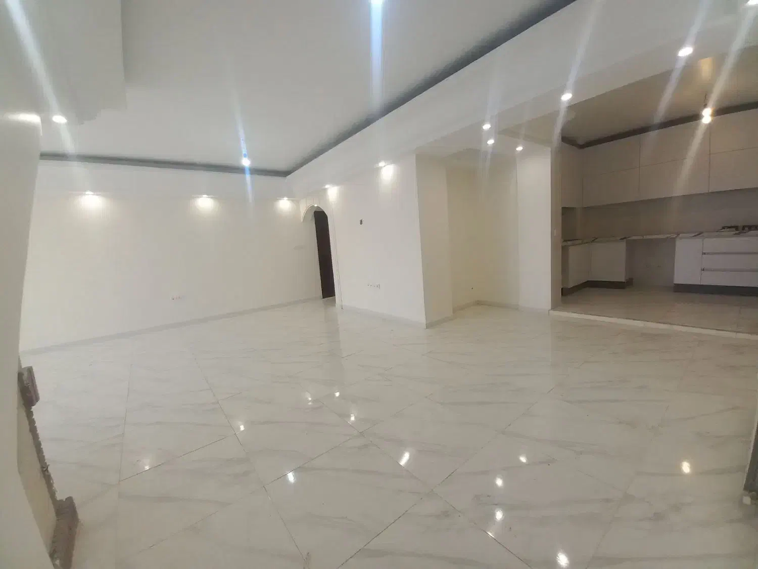 سعادت آباد ۱۳۵ متر/حوالی میدان کاج/علامه شمالی