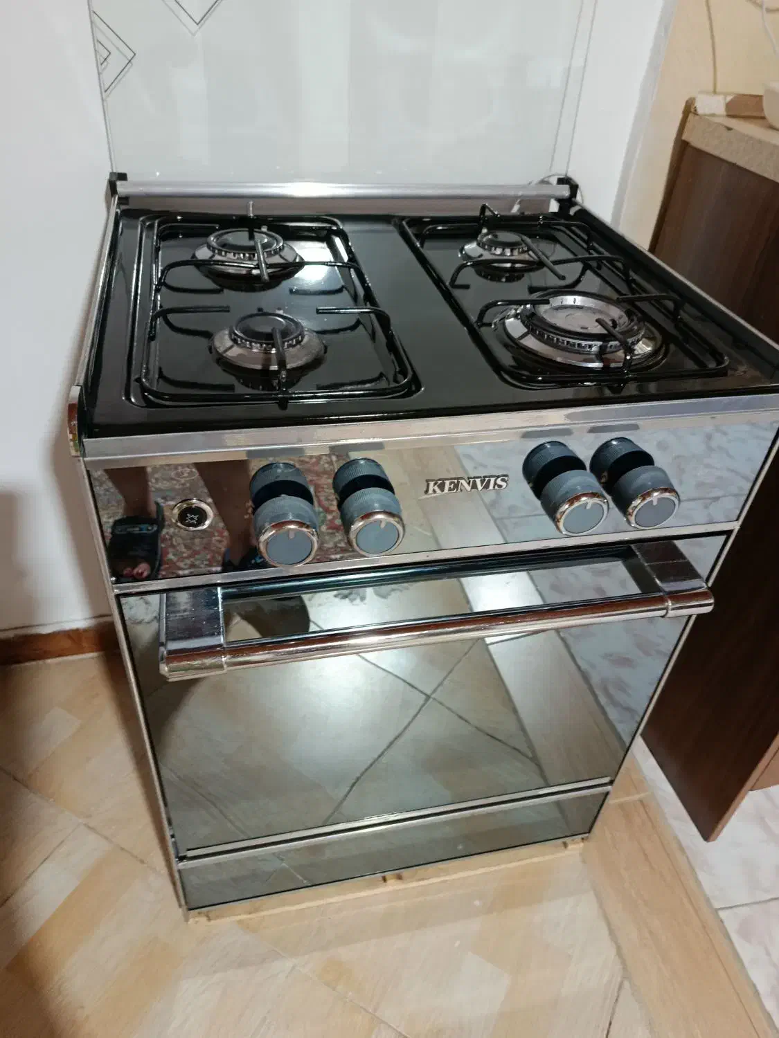 گاز ۴ شعله طرح فر|اجاق گاز و لوازم برقی پخت‌وپز|نوشهر, |دیوار