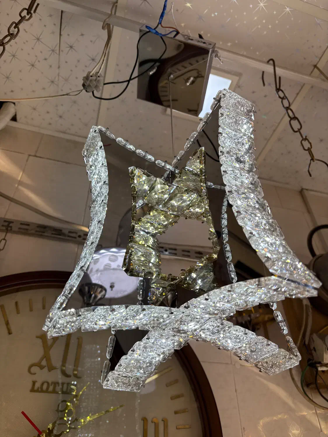 لوستر مدرن با شرایط فروش ویژه از ۳ تا ۷ آذر ماه|لوستر و چراغ آویز|اراک, |دیوار