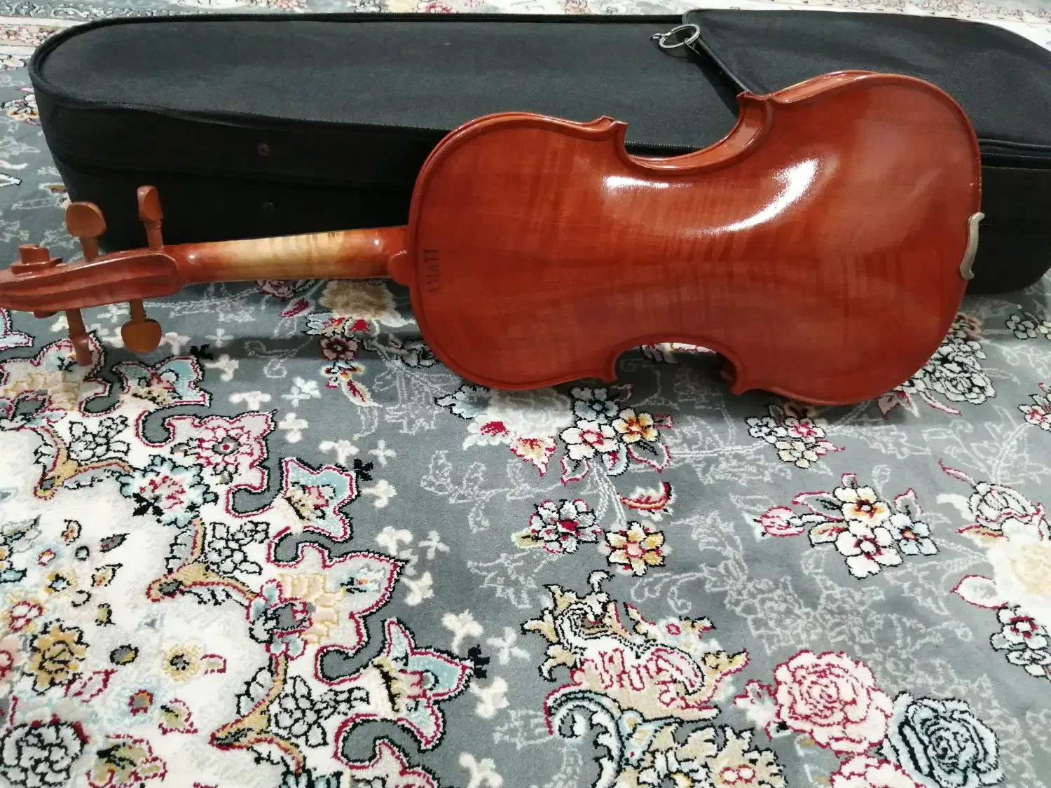 ویالن4/4 آماتی|ویولن|قدس, شهرقدس|دیوار