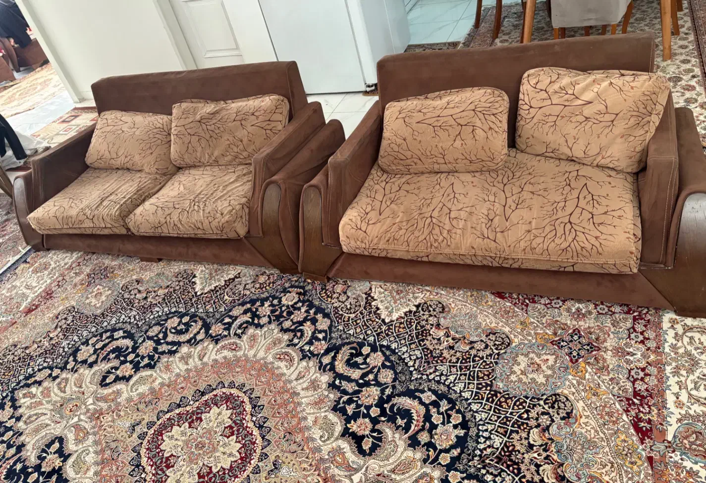 یک دست راحتی ۷ نفره|مبلمان خانگی و میز عسلی|اصفهان, هزارجریب|دیوار