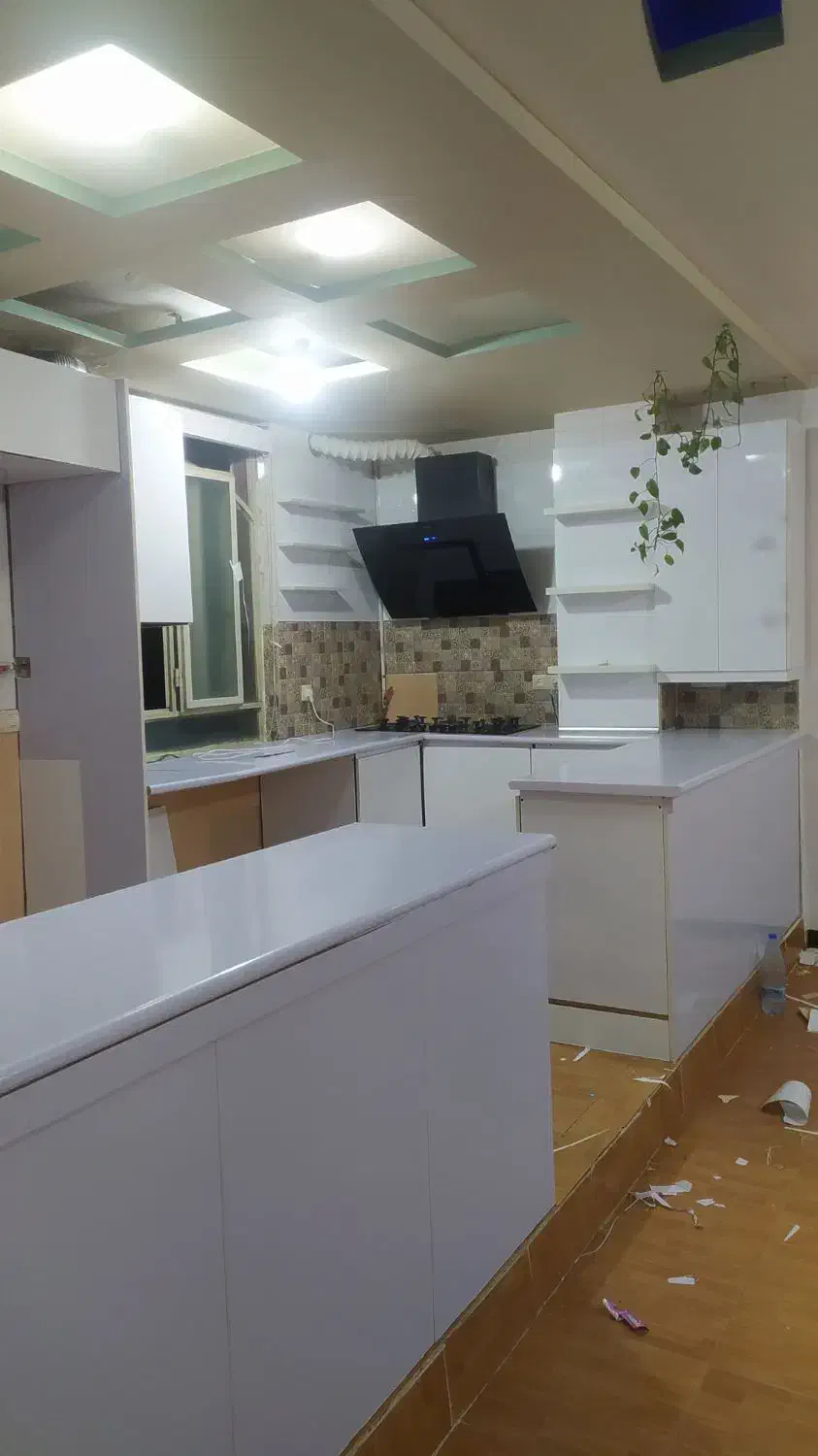 نصب واجرای برچسب کابینت و کمد دیواری وسنگ اپن|خدمات پیشه و مهارت|خرمآباد, |دیوار