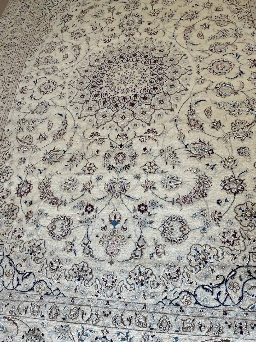 فرش دستبافت نائین ۹ متری|فرش|اصفهان, شهرستان|دیوار