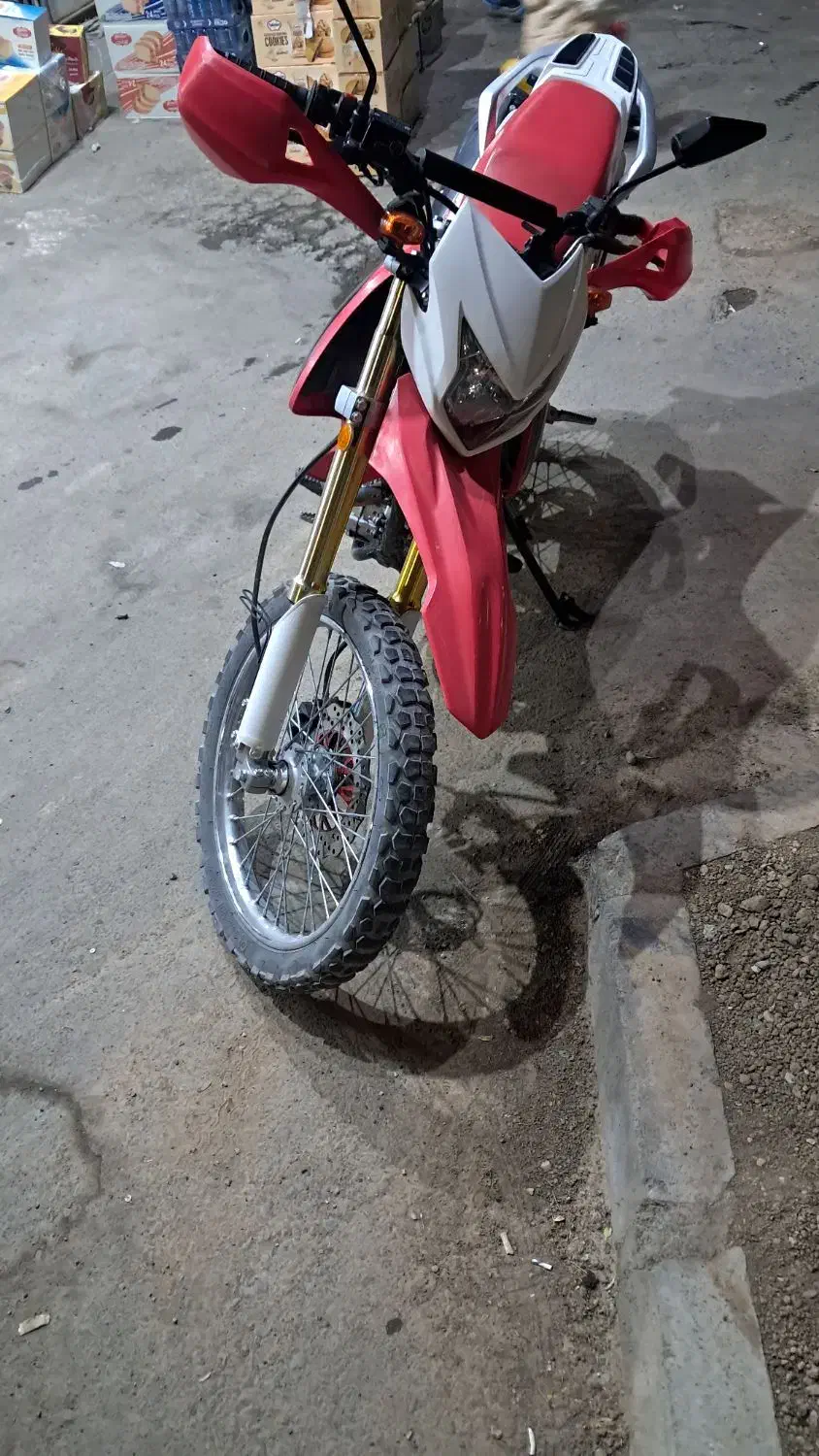 تریل پرواز ۱۴۰۳ درحد|موتورسیکلت|سبزوار, شهرک صنعتی خاوران|دیوار