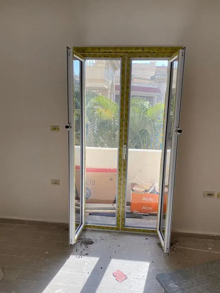 درب و پنجره نازلترین قیمت|خدمات پیشه و مهارت|رشت, گیل|دیوار