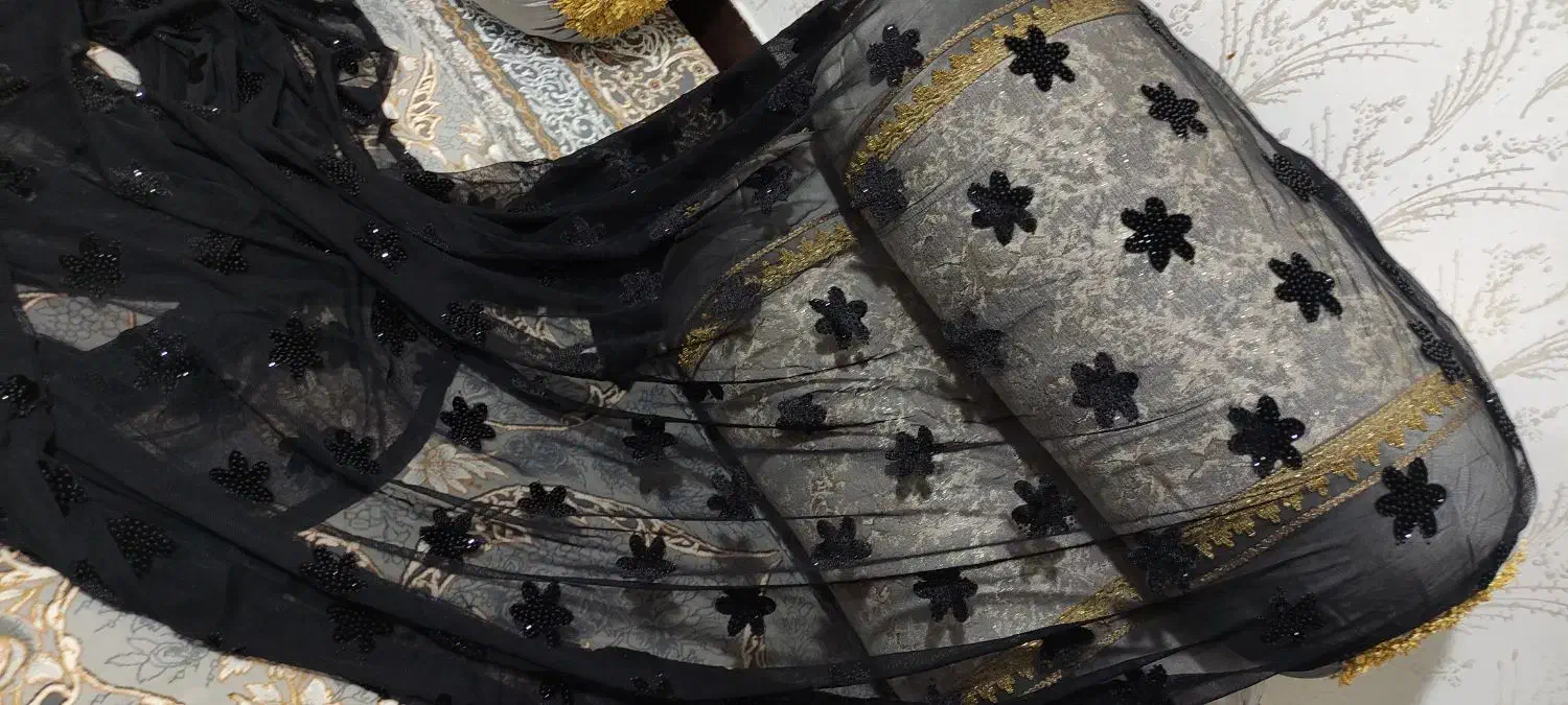 لباس محلی و چادر محلی|لباس|دهدشت, |دیوار