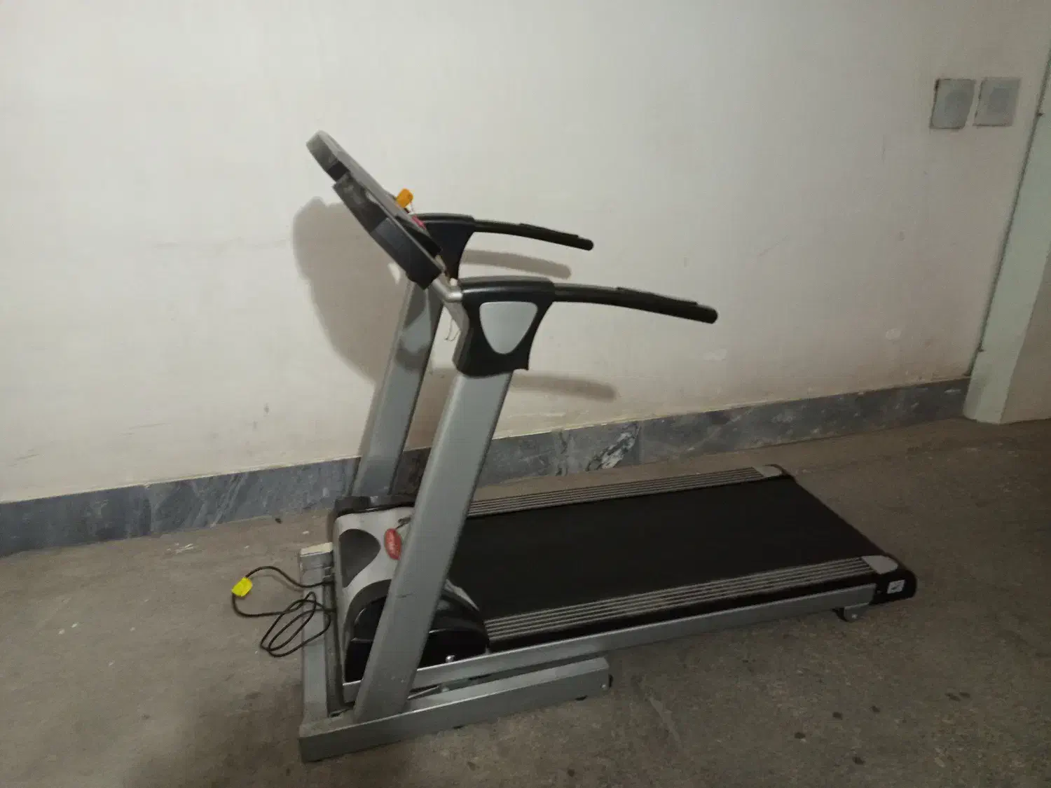تردمیل درحد نو|تجهیزات ورزشی|سهند, |دیوار