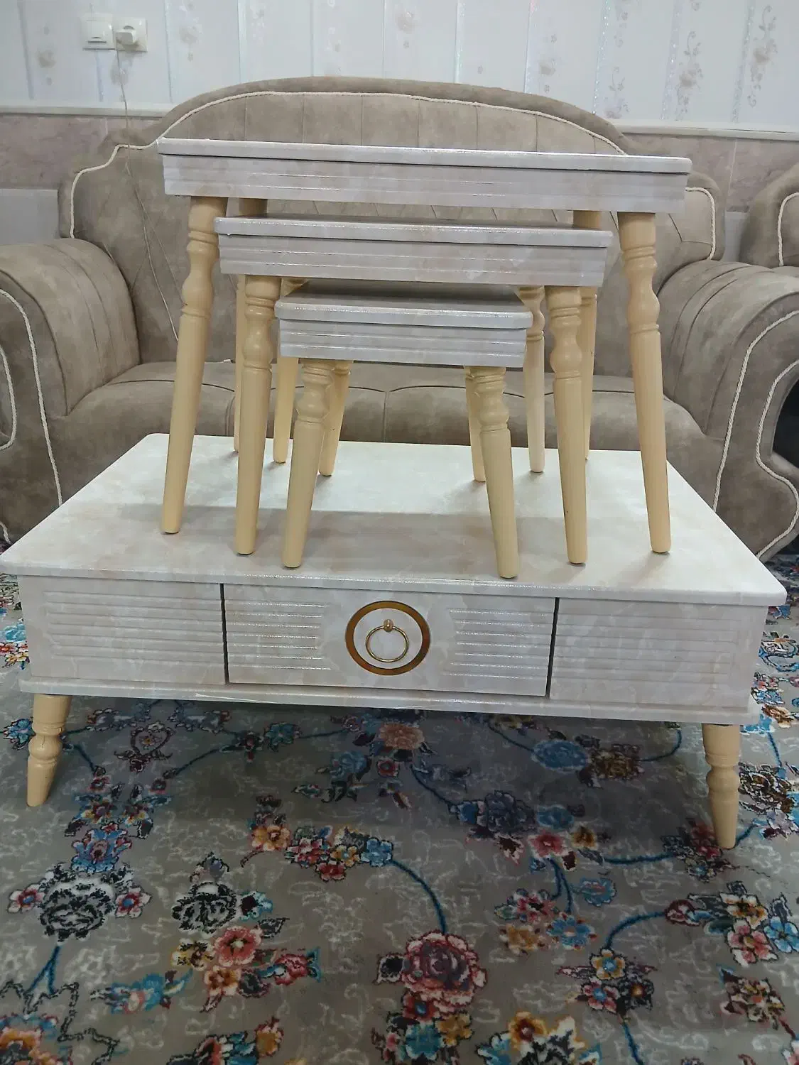 میز جلومبلی|مبلمان خانگی و میز عسلی|رفسنجان, |دیوار