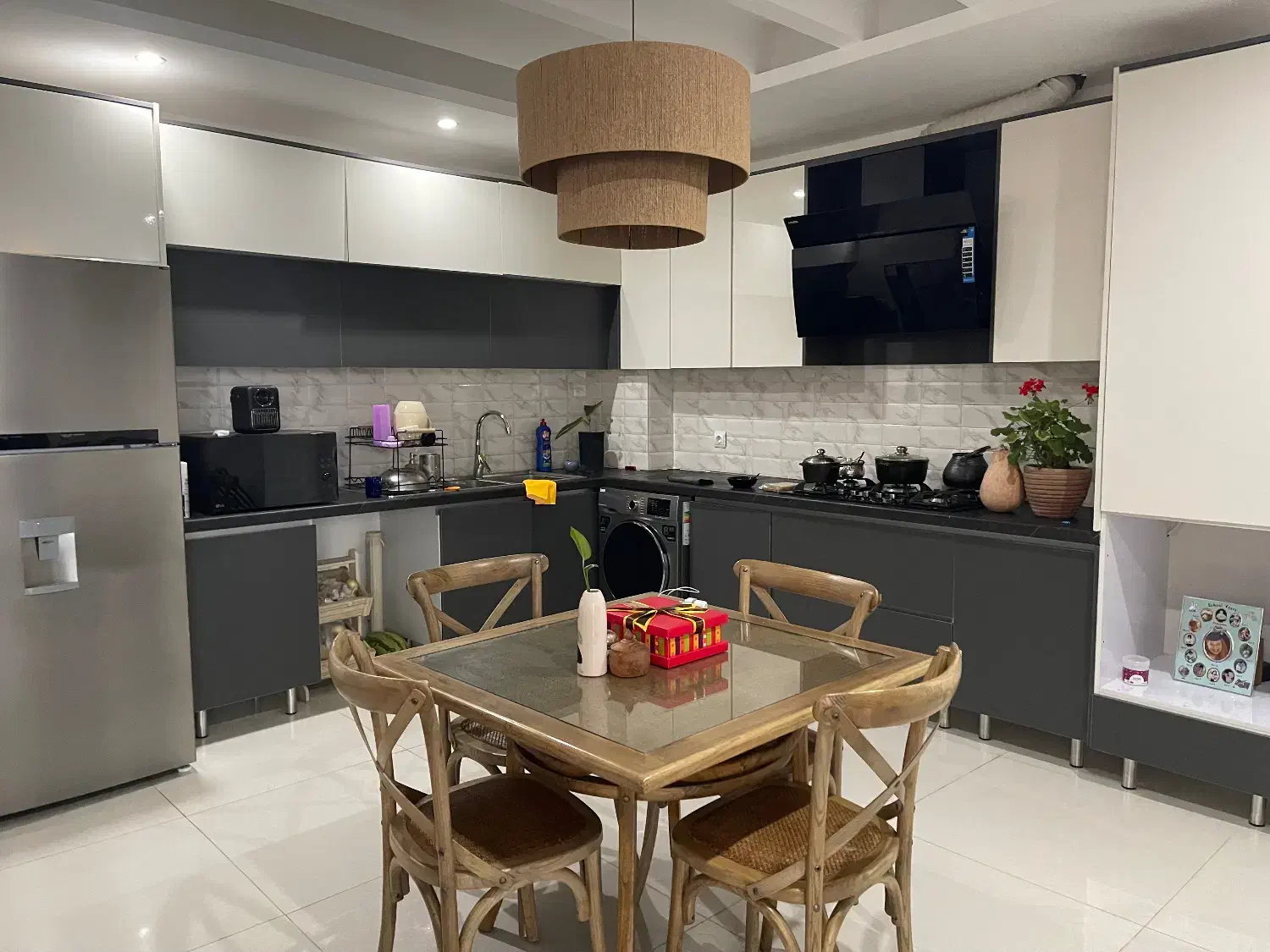 میز نهار خوری|میز و صندلی غذاخوری|پردیس, فاز ۱۱|دیوار