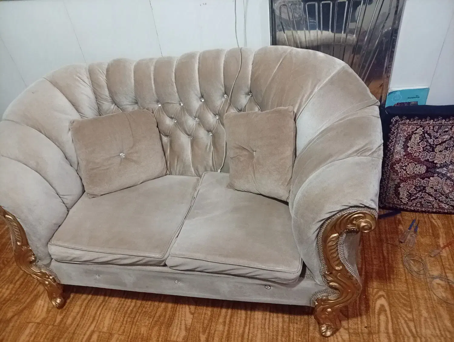 مبل ۶نفره|مبلمان خانگی و میز عسلی|قم, شهر قائم|دیوار