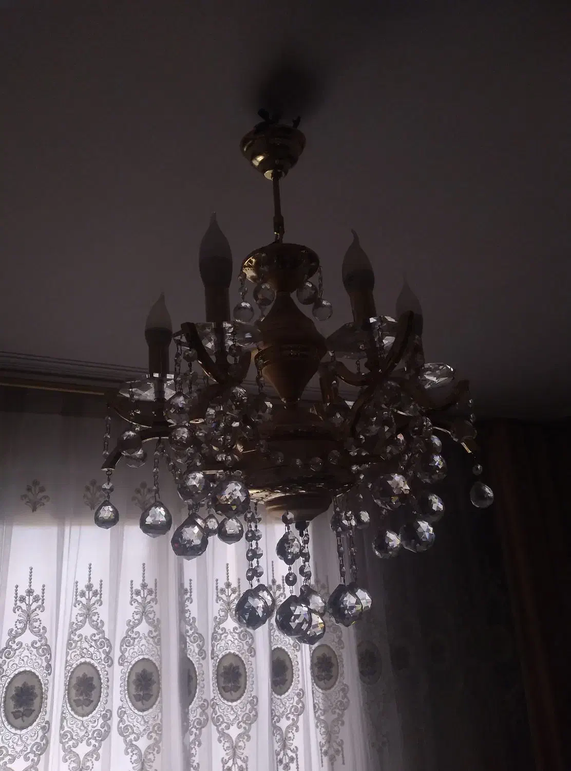 یک عدد لوستر|لوستر و چراغ آویز|قزوین, |دیوار