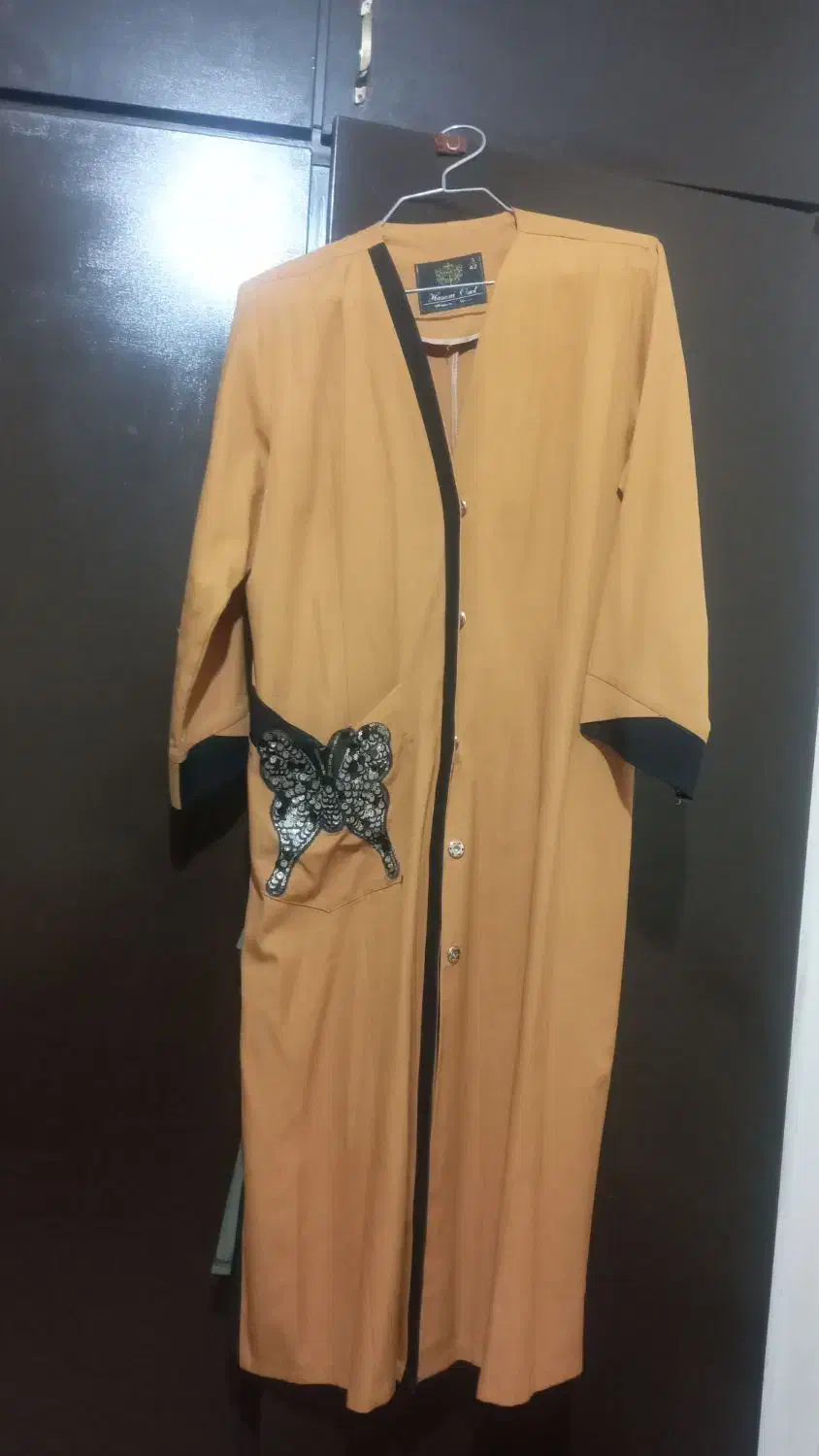 مانتو|لباس|صفادشت, |دیوار