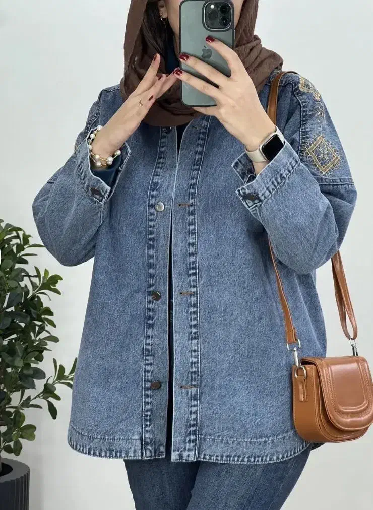 انواع لباس و چادر و شال و روسری و عطر|لباس|خرم‌آباد, |دیوار