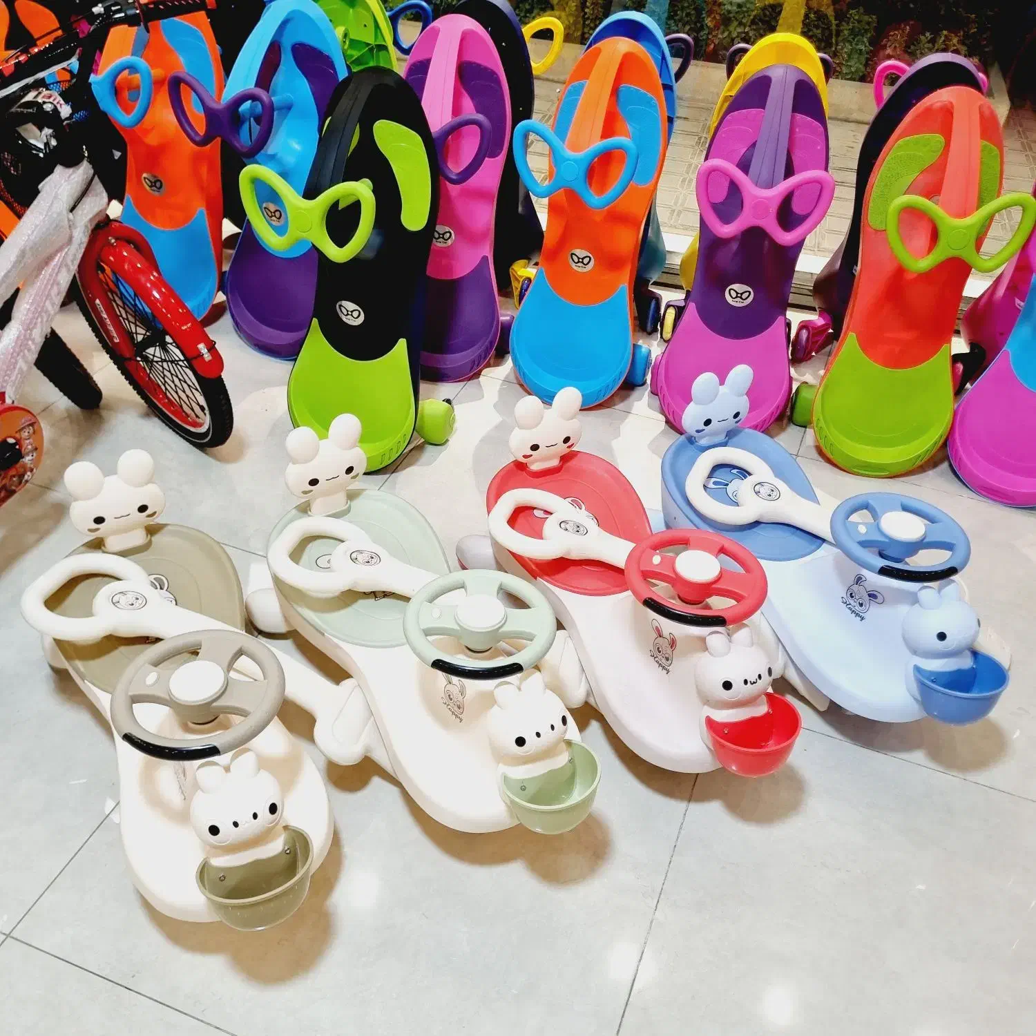 اسکوتر لوپکار دسته دار طرح خرگوش|اسباببازی|اصفهان, محله سفلی|دیوار