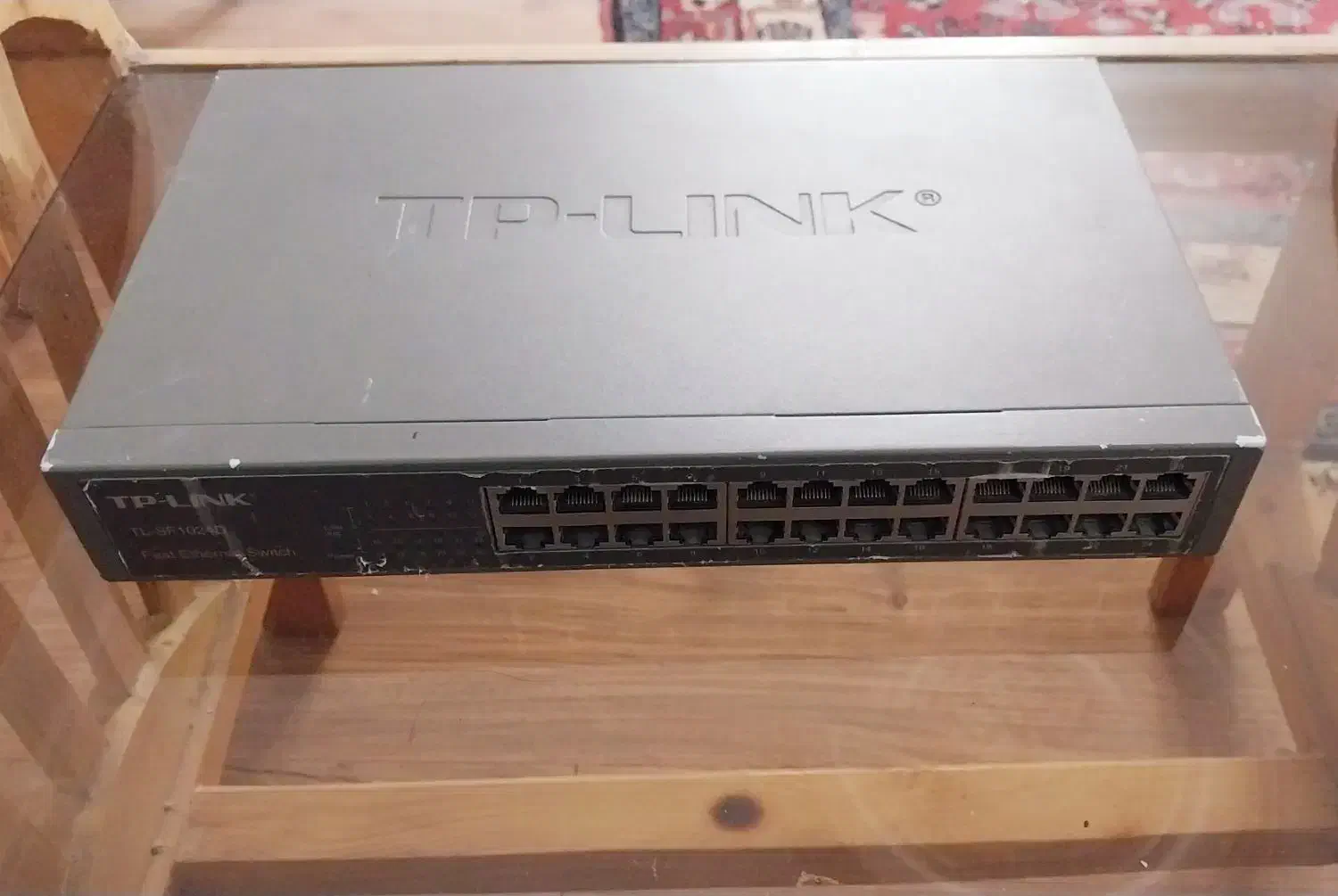 سوییچ شبکه ۲۴پورت و مقداری کابل شبکه ۳،۵و۱۰ متری|مودم و تجهیزات شبکه|مشهد, هنرستان|دیوار