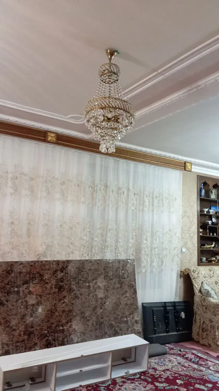 سه عدد لوستر با لامپ|لوستر و چراغ آویز|اهر, |دیوار