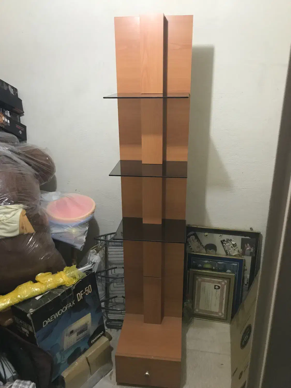 دکور ویترینی خاص|بوفه، ویترین، کنسول|شیراز, زرهی|دیوار