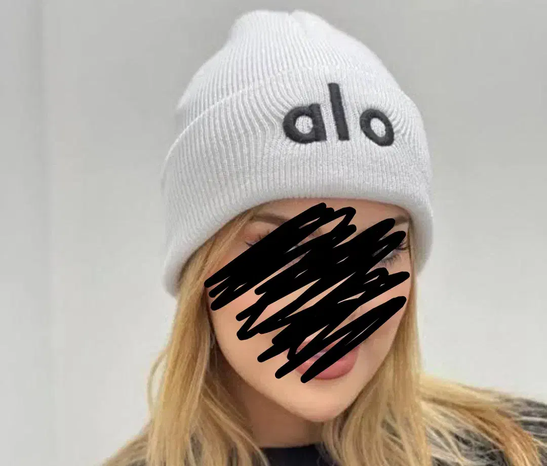 تولید وپخش کلاه بافت گلدوزی فقط بیست و هفت تومان|لباس|شیراز, لب آب|دیوار