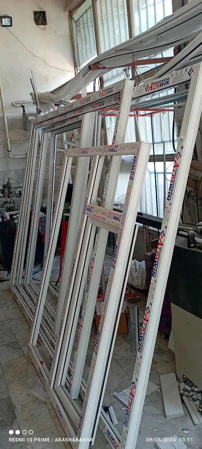 ساخت و نصب پنجره‌های دوجداره وجامبالکنی وتوری|خدمات پیشه و مهارت|کرمانشاه, |دیوار