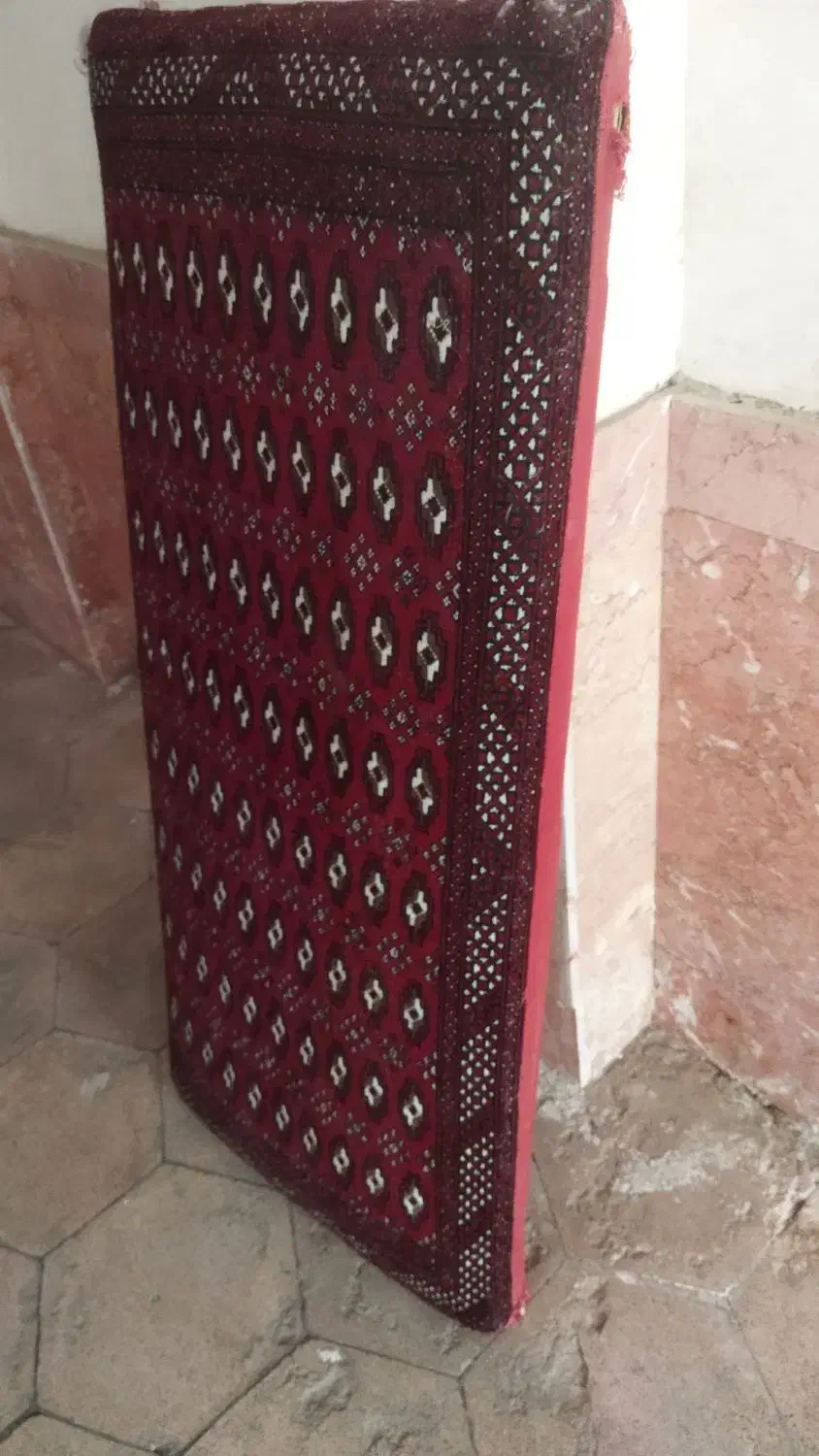 پشتی شاه نشین درحدنو سالم سالم|پشتی|مشهد, هفت تیر (آب و برق)|دیوار