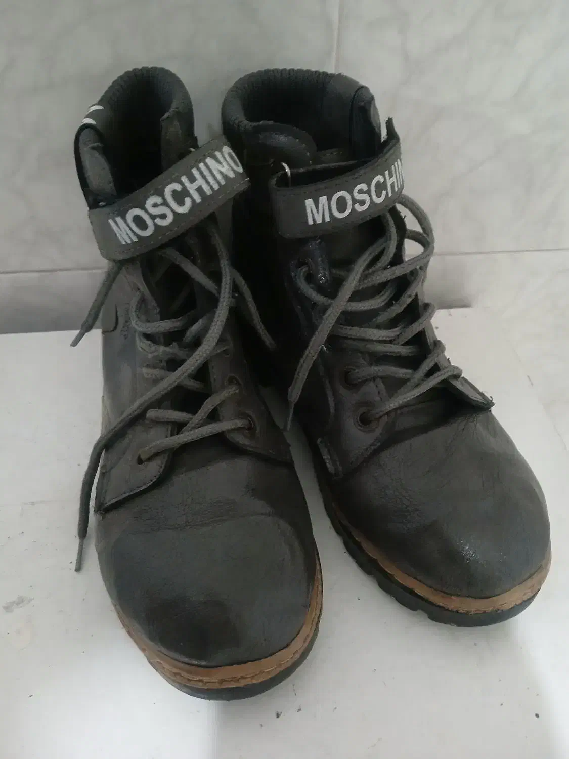 بوت پسرانه سایز ۳۵ محکم وجنس خوب|کیف، کفش، کمربند|خاوران, |دیوار