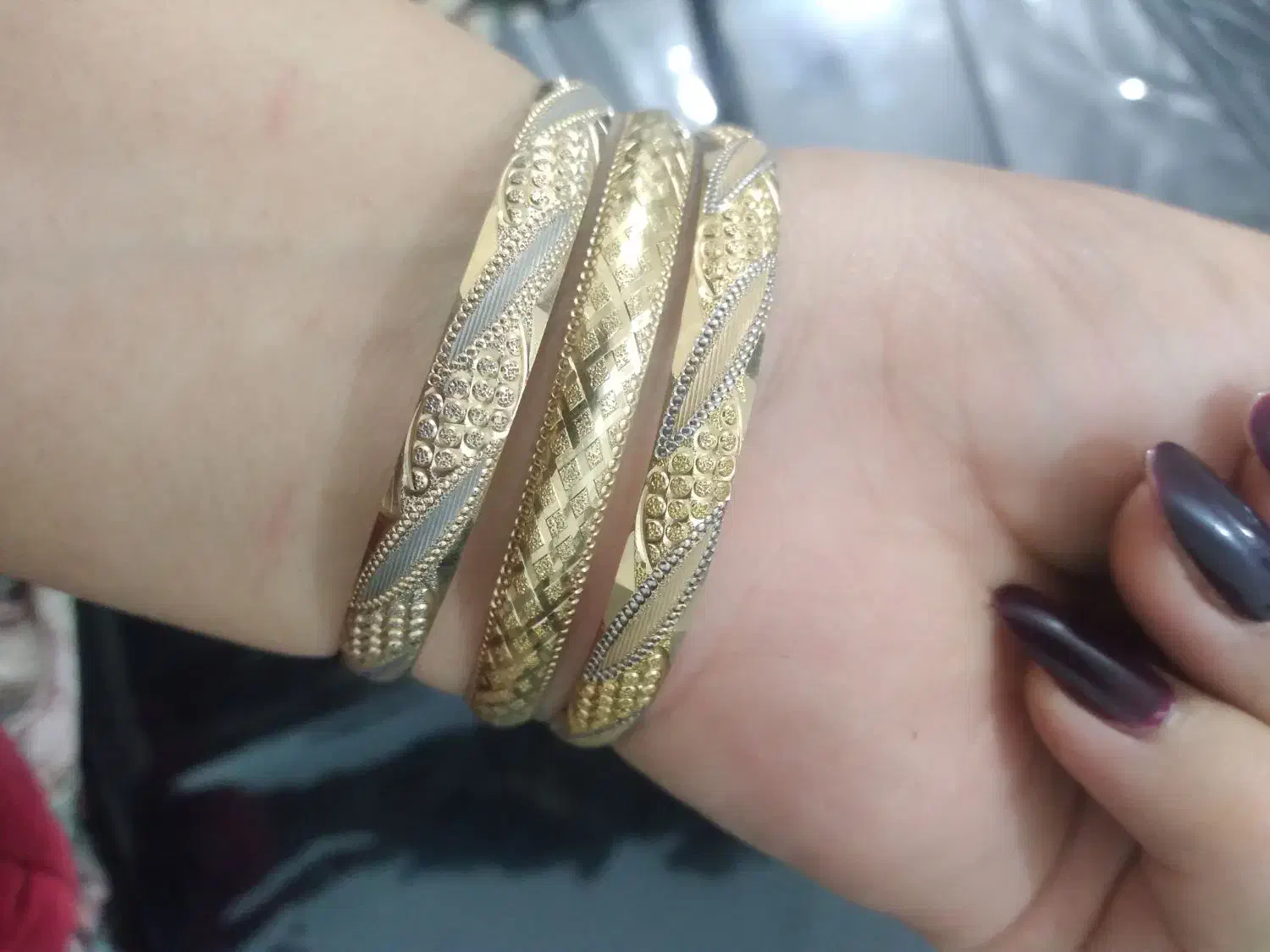 طلادست دوم|جواهرات|زرین دشت (همدان), |دیوار