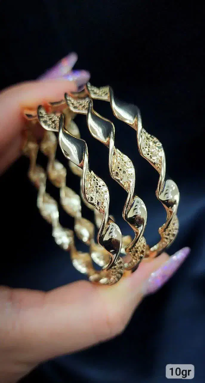 النگو طرح طلا رنگ ثابت|بدلیجات|قم, بیست متری ولیعصر|دیوار