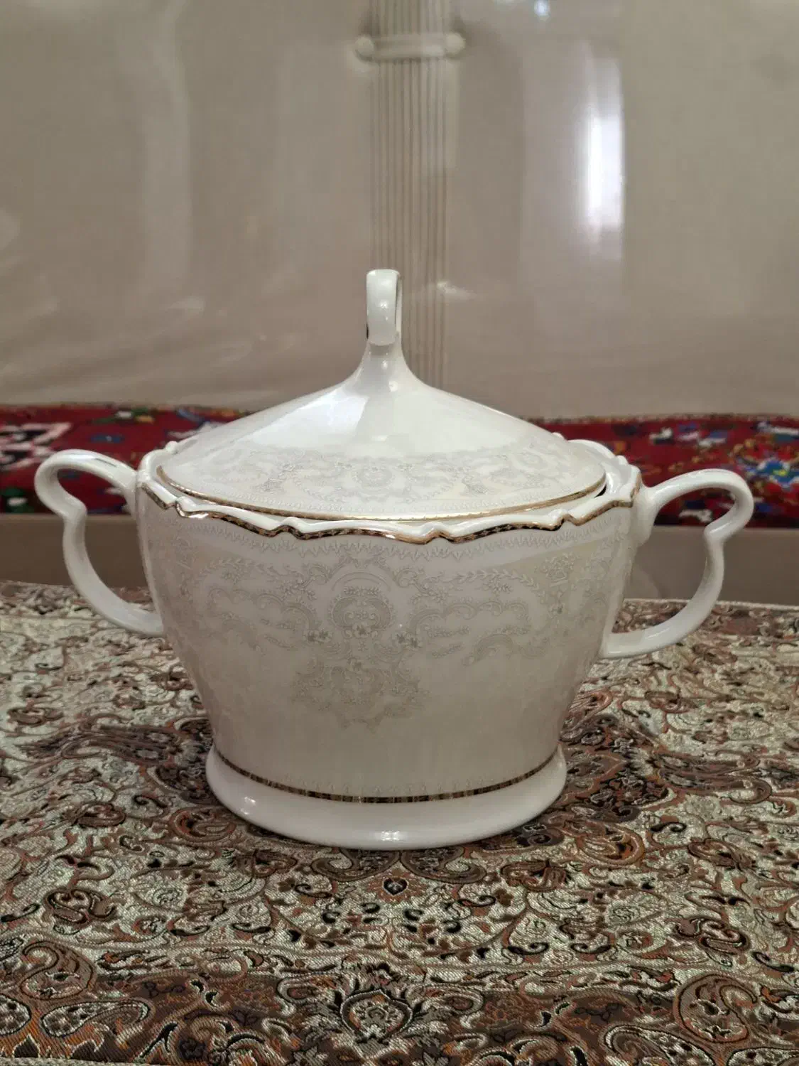 سوفله خوری|ظروف سرو و پذیرایی|میانه, |دیوار