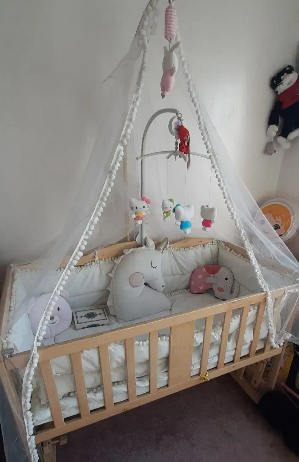 گهواره کودک چوبی|تخت و صندلی بچه|گنبد کاووس, |دیوار