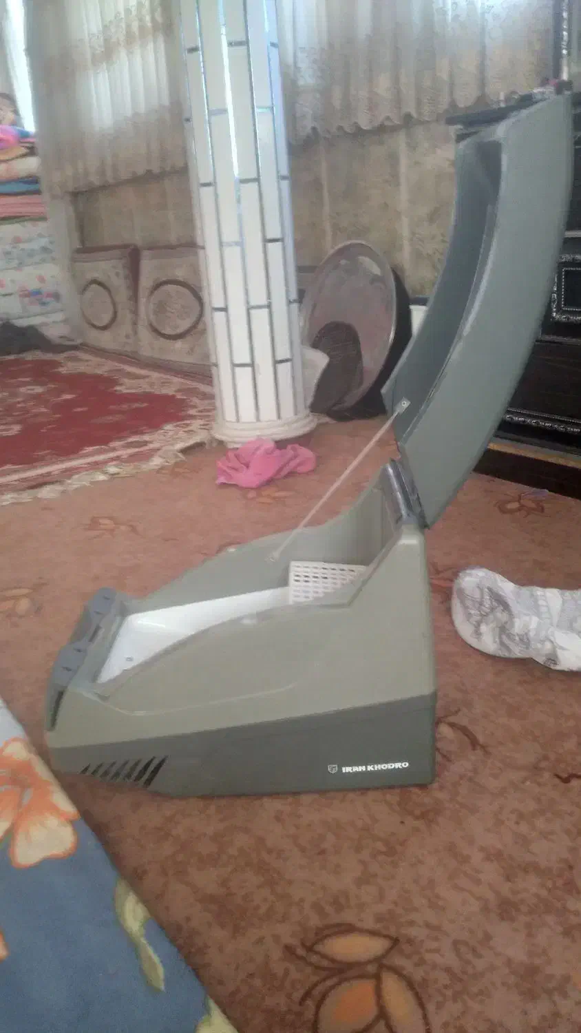 باکس یخچال مصافرتی خودرو بافندک ماشین کارمیکنه|قطعات یدکی و لوازم جانبی|قم, دانش|دیوار