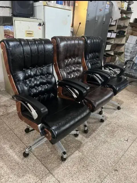 صندلی مدیریت ۲۰۲۴ اداری|دفتر کار|رشت, کوی جام جم|دیوار