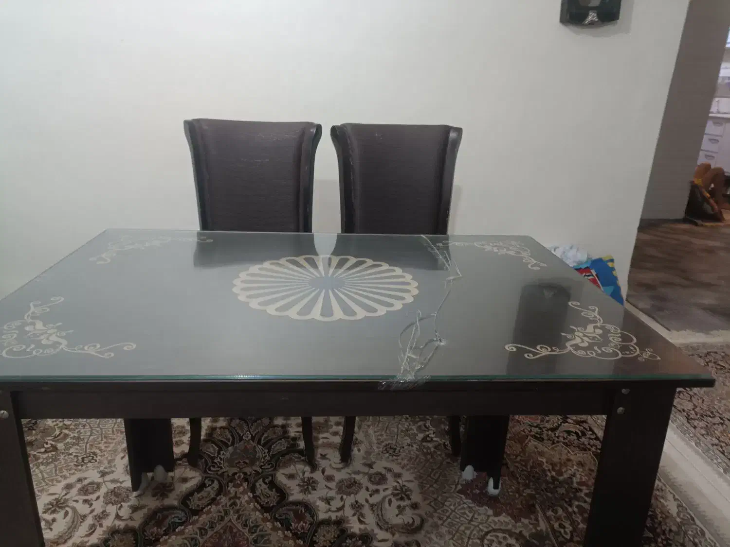 میز و صندلی|میز و صندلی غذاخوری|خورموج, |دیوار