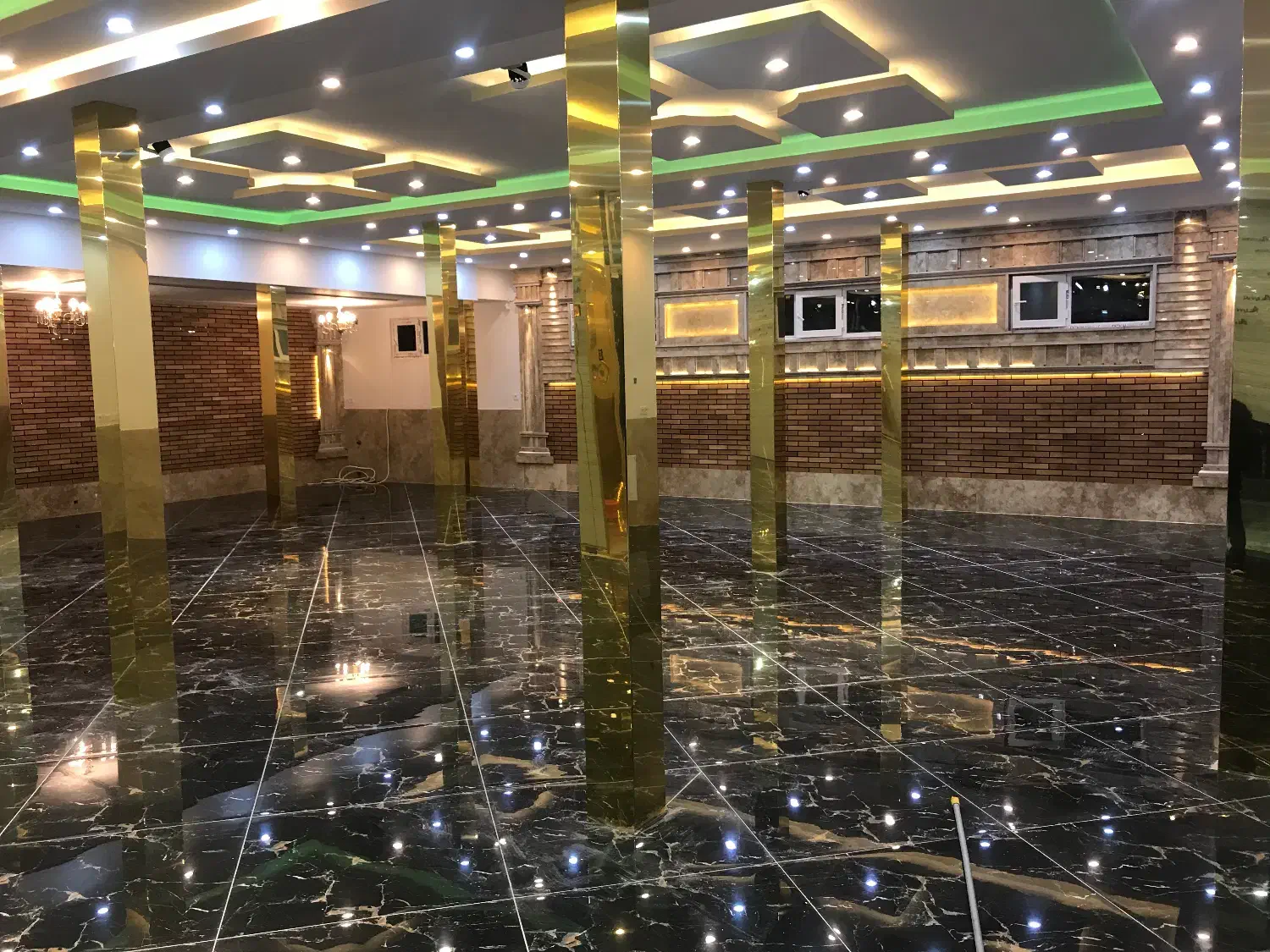 اجاره مغازه 230 متر بلوار کردستان سقز|اجارهٔ مغازه و غرفه|سقز, |دیوار