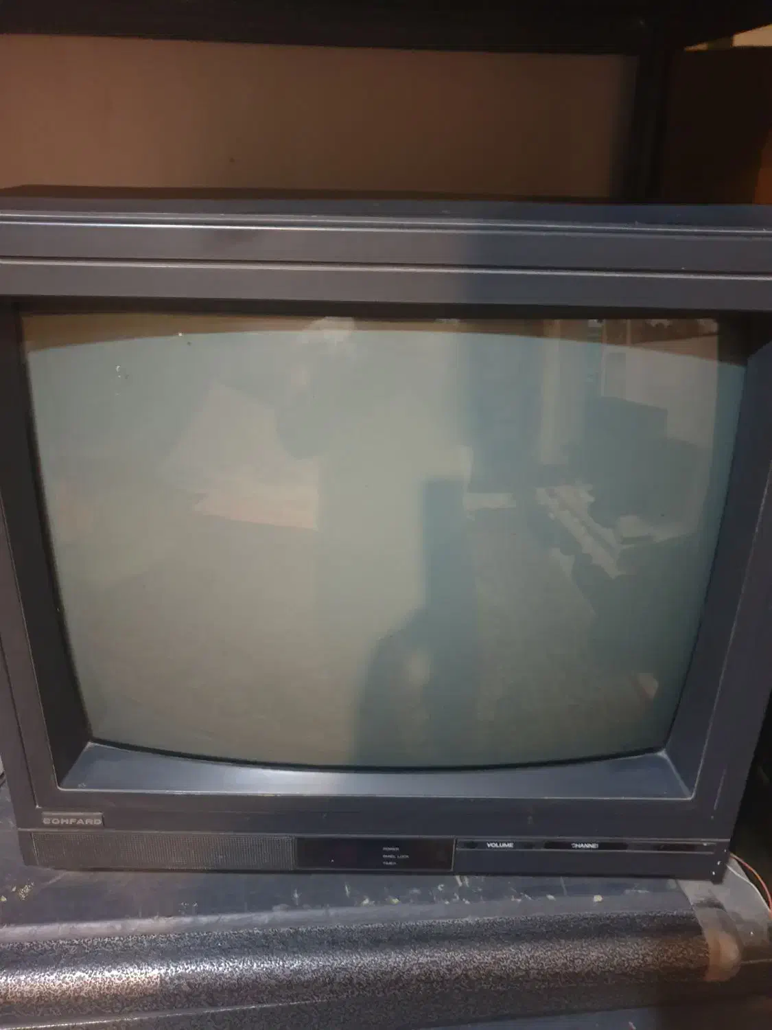 تلویزیون مخصوص نگهبانی و باغ|تلویزیون و پروژکتور|گنبد کاووس, |دیوار