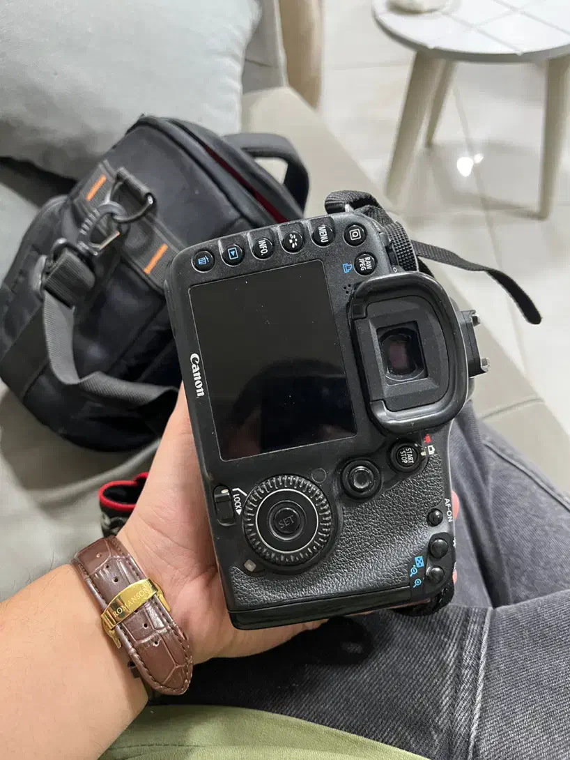 دوربین کنون ۷ دی|دوربین عکاسی و فیلمبرداری|کرج, گوهردشت|دیوار