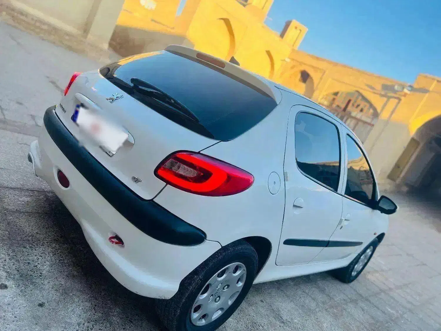 206 تمیز|خودرو سواری و وانت|تفت, |دیوار